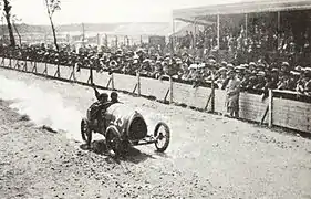 Ernest Friderich vainqueur de la Coupe des Voiturettes du Mans en 1920 sur Bugatti Type 13.
