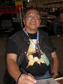 Description de l'image Ernie Chan at Super-Con 2009.JPG.