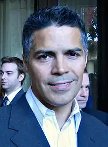 Esai Morales incarne Slade Wilson / Deathstroke