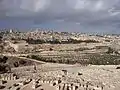 Vue élargie de l'enceinte du Temple avec la coupole du dôme du Rocher, de nos jours