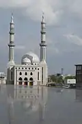 mosquée avec deux tours