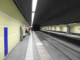 Image illustrative de l’article Plaça Molina (métro de Barcelone)