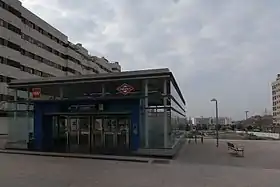 Entrée de la station.