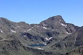 Pic de Tristagne et Estany de Més Amunt côté andorran.