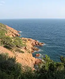 Esterel, bord de mer.