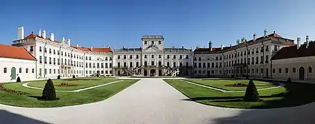 Le palais Esterházy.