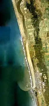Vue aérienne de l'estuaire du fleuve Teshio.