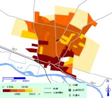 Carte en couleurs représentant les phases successives d'urbanisation d'un bourg.