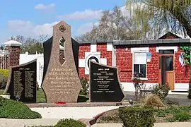 Le Monument aux Morts.