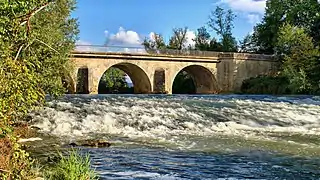 Le pont sur l'Ognon.