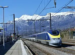 TGV Eurostar à Albertville, en hiver.