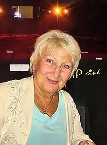 Évelyne Grandjean interprète Gisèle.
