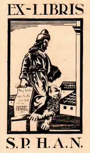 Gravure en noir et blanc. Une statue est représentée en pied de profil et tenant un parchemin qui porte le nom de "Daniel".
