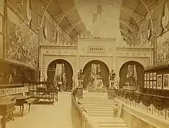 Exposition universelle de 1878. Palais du Trocadéro. Le Sabbat des sorcières (Goya, 1823) a été exposée dans le Pavillon de l'Espagne.