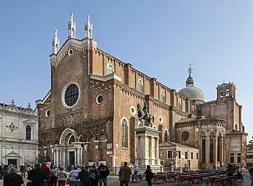 La basilique Santi Giovanni e Paolo (années 1340).