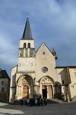 Abbatiale Notre-Dame d'Ambronay