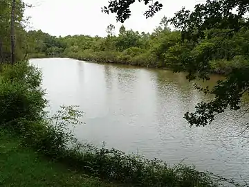 L'étang de la Maîtresse, à Eygurande-et-Gardedeuil.