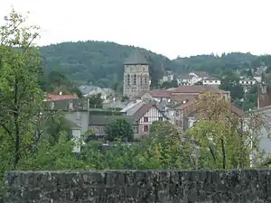 Vue sur le clocher de la collégiale d'Eymoutiers.