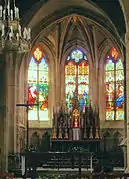 Le sanctuaire de style gothique flamboyant.