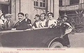 Les Abeilles du quartier de Croncels aux Fêtes de la bonneterie 1925 à Troyes.