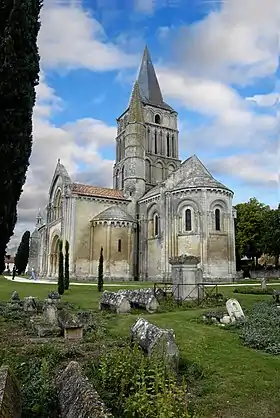 Église Saint-Pierre d'Aulnay