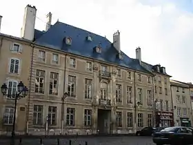 Hôtel de Ludre, place du Colonel Fabien