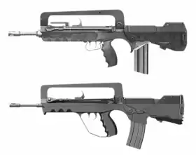 Deux variantes côte à côte du Fusil d’assaut militaire des armurerieS de Saint-Étienne quasiment seulement désigné par son acronyme FAMAS