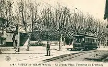 Photographie ancienne montrant le terminus du tramway à la Grande Place