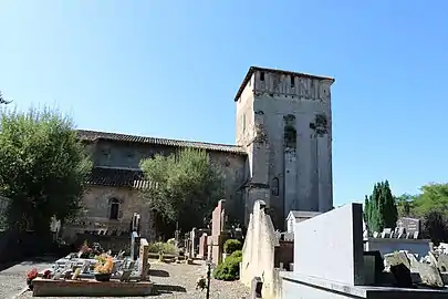 Église Saint-Jean, face Nord, et cimetière.