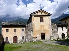 Façade de l'église.