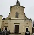 Façade de l'église de Saint Genis.