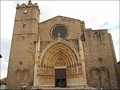 Façade de la cathédrale.