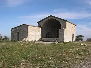 Vue de la chapelle Saint-Baudile.