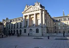 Palais des Ducs de Bourgogne, "Aile Gabriel", Archives municipales