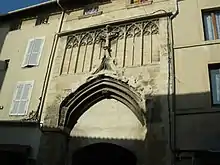 Façade gothique de l'ancien couvent des carmes