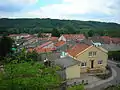 Le village vu depuis l’église Saint-Brice.