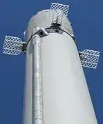 Les panneaux de la Falcon 9 déployés.