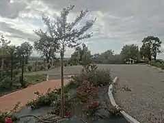 Parking de l’église et du cimetière de Fanjeaux.