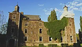 Farciennes, ruines du château.