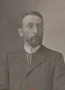 Portrait en noir et blanc d'un homme politique de la 3e République française.