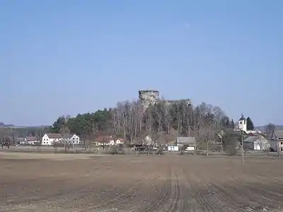 Vue du château de Jestřebí.