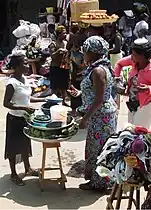 Femmes sur le marché à Lomé (Togo) en 2010.