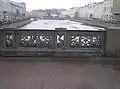 Parapet du pont Anitchkov: sirènes, hippocampes, coques et tridents