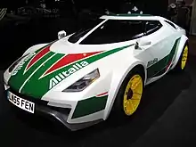 Photographie du concept-car Fenomenon Stratos Alitalia présenté en 2005 à Genève