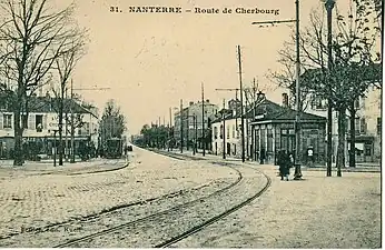 La RN 13 dans les premières années du XXe siècle. Les rails sont ceux du tramway Paris - Saint-Germain qui circula de 1890 à 1935.