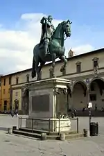 Statue de  Ferdinand Ier de Médicis à Florence, 1608.