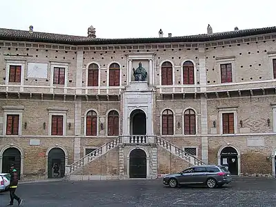 Palais des Priori de Fermo