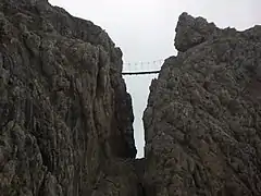 Une passerelle sur la via ferrata Tridentina.