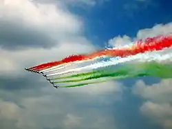 Les Frecce Tricolori pendant la Festa della Repubblica Italiana, le 2 juin 2005.