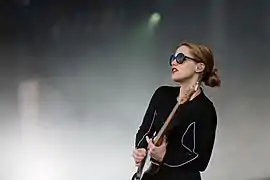 Anna Calvi sur la scène Kerouac.